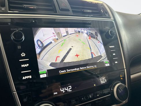 Used 2019 Subaru Outback 3.6R Touring AWD/4WD image 15