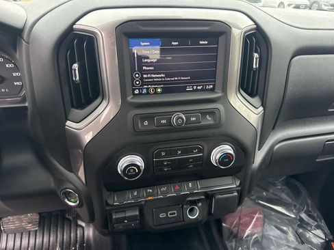 New 2026 GMC Sierra 2500 Pro w/ 1SA Pro Safety Plus Package AWD/4WD image 21