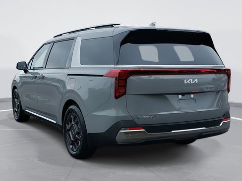 New 2026 Kia Carnival SX image 7