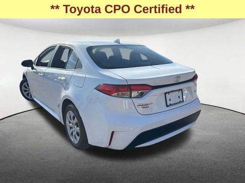 Certified 2022 Toyota Corolla LE image 11