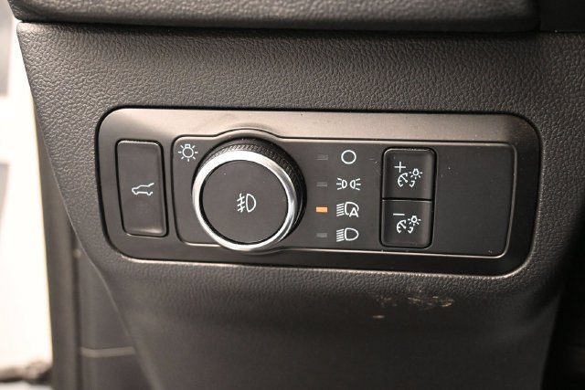 Used 2025 Ford Escape ST-Line Select AWD/4WD image 30