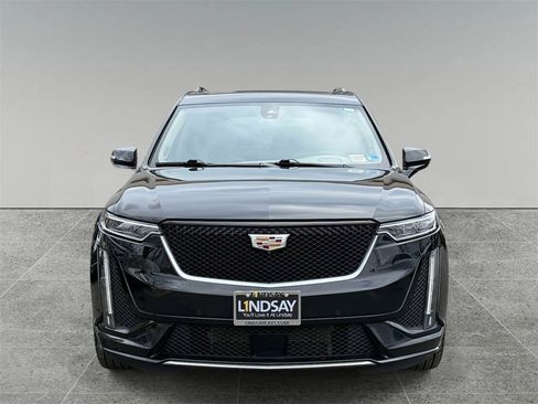 Used 2021 Cadillac XT6 Sport w/ Platinum Package image 8