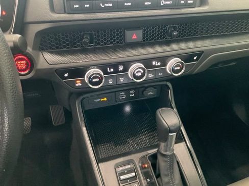 Used 2024 Honda CR-V EX image 15