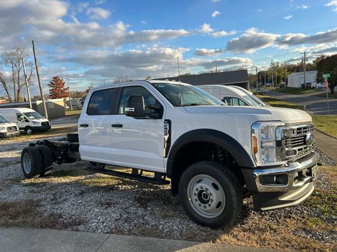 New 2026 Ford F450 XL w/ XL Chrome Package image 2