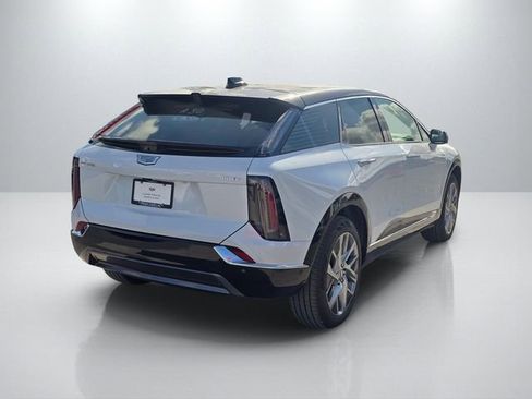 New 2026 Cadillac Optiq Luxury 1 RWD image 5