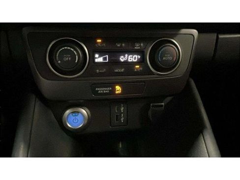 Used 2023 Nissan Leaf S image 13