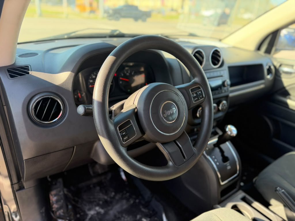 Used 2011 Jeep Compass 2WD image 13