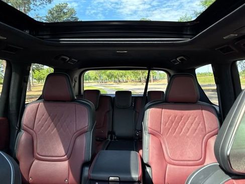 Used 2025 INFINITI QX80 Autograph AWD/4WD image 35