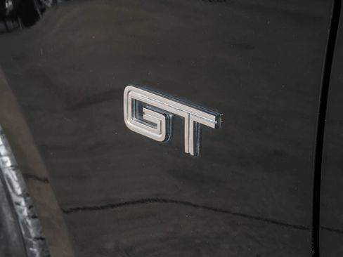 Used 2010 Ford Mustang GT image 36
