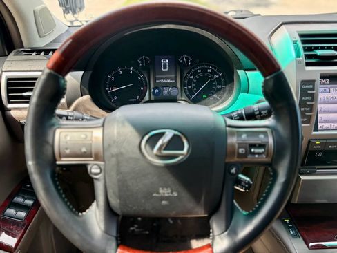 Used 2013 Lexus GX 460 w/ Comfort Plus Pkg AWD/4WD image 24
