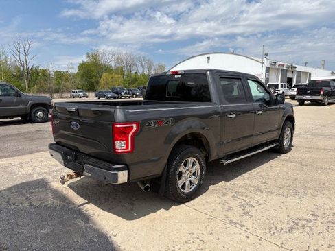 Used 2017 Ford F150 XLT w/ Equipment Group 302A Luxury AWD/4WD image 4