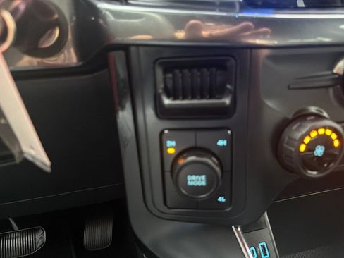 Used 2024 Ford F150 STX AWD/4WD image 18