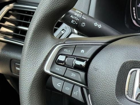Used 2021 Honda Accord LX image 19