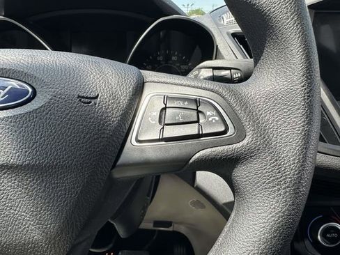 Used 2019 Ford Escape SE AWD/4WD image 12