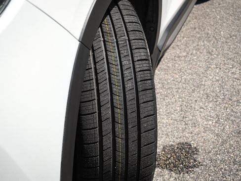 Used 2019 Subaru Ascent Limited w/ Popular Package #2A AWD/4WD image 12