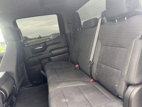 Used 2022 Chevrolet Silverado 1500 Custom AWD/4WD image 26