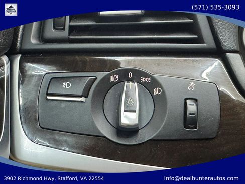 Used 2012 BMW 535i xDrive Sedan AWD/4WD image 21