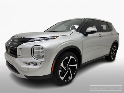 Used 2023 Mitsubishi Outlander SE