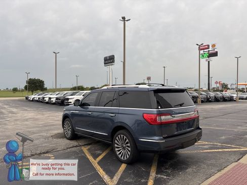 Used 2018 Lincoln Navigator Reserve w/ Technology Package AWD/4WD image 3