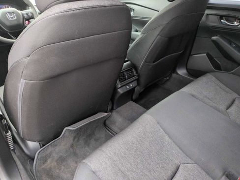 Used 2025 Honda Accord SE image 18