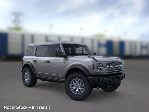 Used 2025 Ford Bronco Badlands AWD/4WD image 7