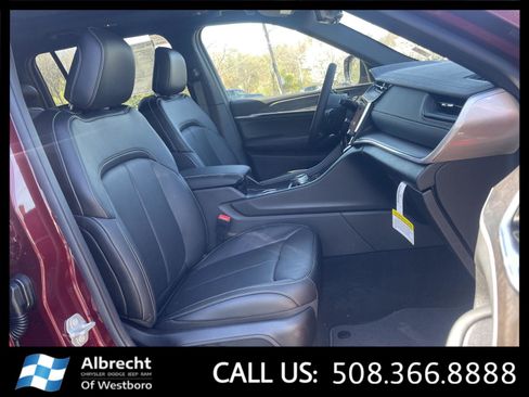 New 2026 Jeep Grand Cherokee L Limited AWD/4WD image 17