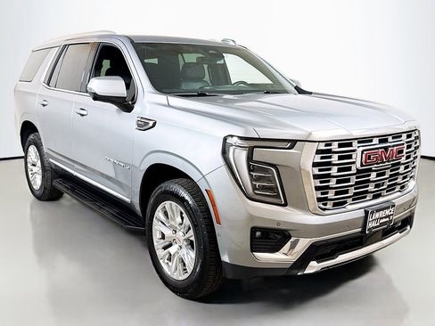 Certified 2025 GMC Yukon Denali AWD/4WD image 3