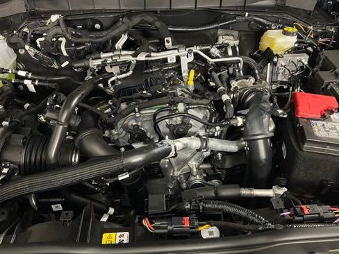 New 2025 Ford Bronco Big Bend w/ Black Diamond Package image 9