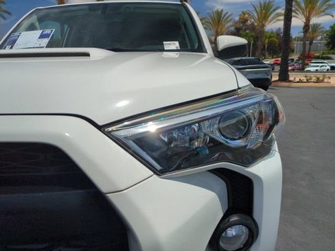 Used 2016 Toyota 4Runner TRD Pro AWD/4WD image 10