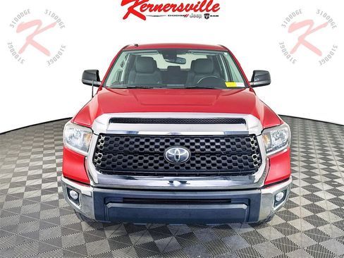 Used 2019 Toyota Tundra SR5 w/ SR5 Upgrade Package image 2