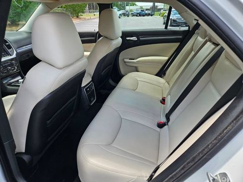 Used 2019 Chrysler 300 Touring L w/ Quick Order Package 22F RWD image 10