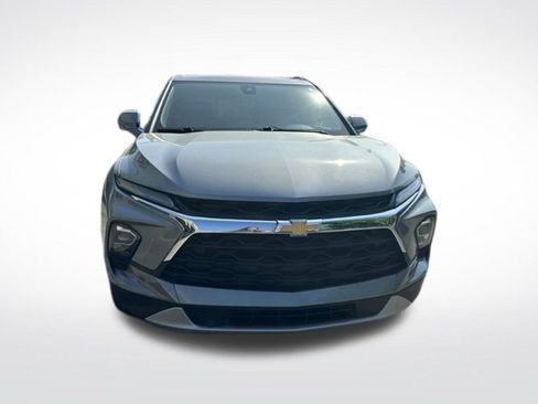 Used 2024 Chevrolet Blazer LT w/ Convenience Package FWD image 9