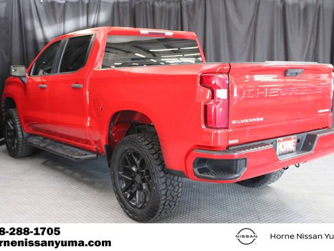 Used 2019 Chevrolet Silverado 1500 Custom w/ Infotainment Package RWD image 15
