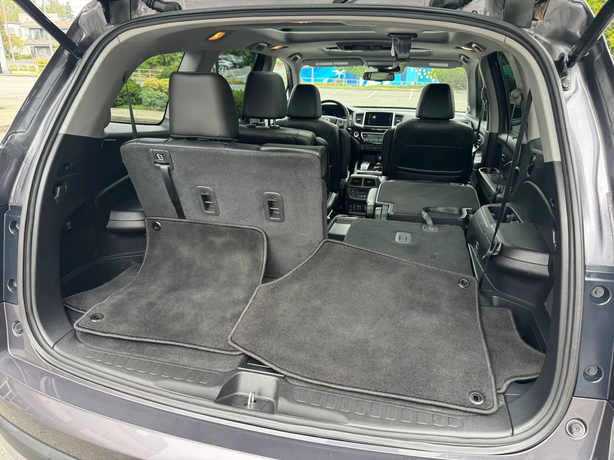 Used 2018 Honda Pilot Elite image 48