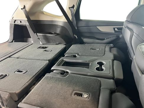 New 2026 Acura MDX SH-AWD image 36