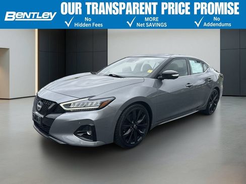 Used 2023 Nissan Maxima SR w/ Sport Mat Group FWD image 1