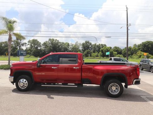 Used 2024 Chevrolet Silverado 3500 LTZ w/ LTZ Convenience Package AWD/4WD image 9