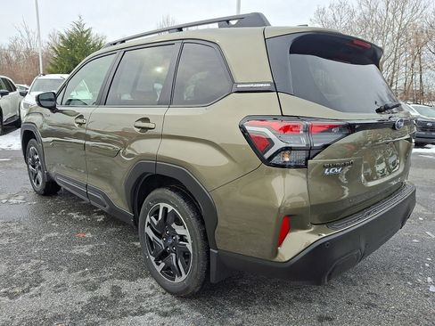 Certified 2025 Subaru Forester Limited image 6