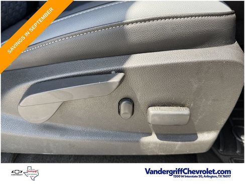 Used 2018 Chevrolet Colorado Z71 AWD/4WD image 25