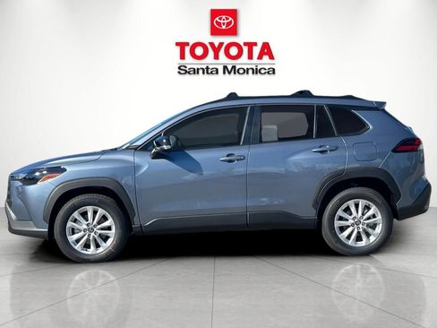 New 2026 Toyota Corolla Cross LE FWD image 8