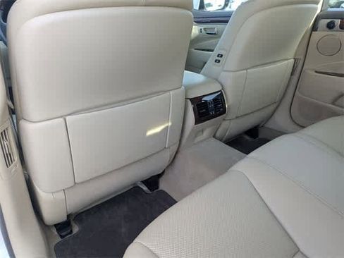 Used 2016 Lexus LS 460 w/ Comfort Package image 17