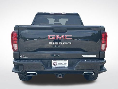 Used 2022 GMC Sierra 1500 Elevation w/ X31 Off-Road Package AWD/4WD image 6
