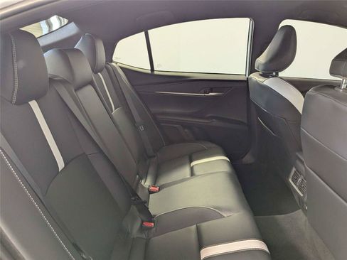 Certified 2025 Toyota Camry SE FWD image 28