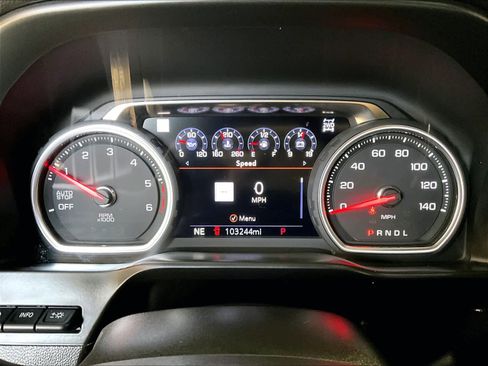 Used 2020 Chevrolet Silverado 1500 High Country w/ Technology Package image 25