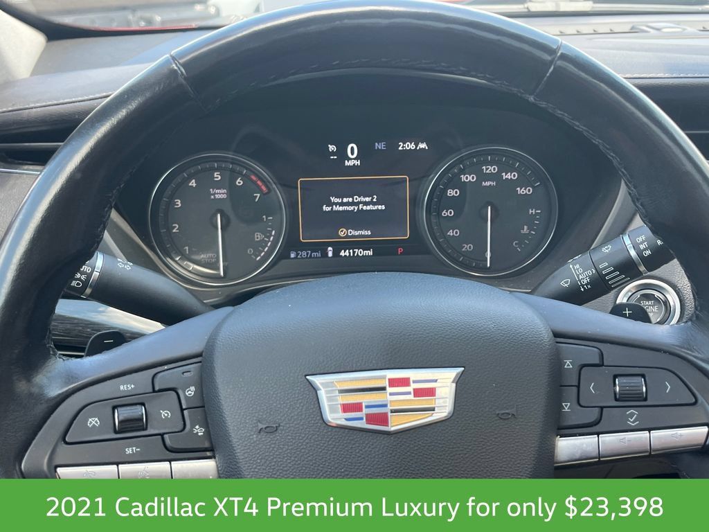 Used 2021 Cadillac XT4 Premium Luxury FWD image 25