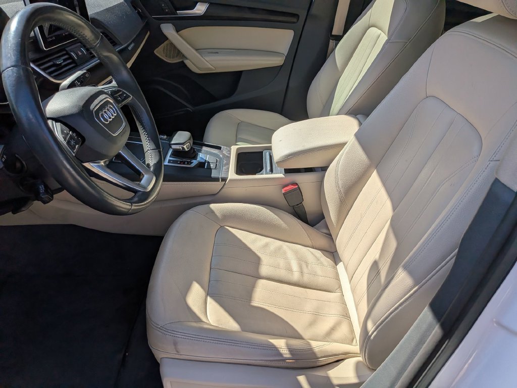 Used 2020 Audi Q5 2.0T Premium Plus w/ Premium Plus Package AWD/4WD image 12