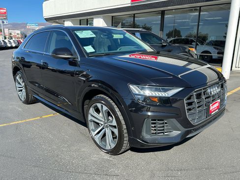 Used 2019 Audi Q8 Prestige w/ Luxury Package image 2