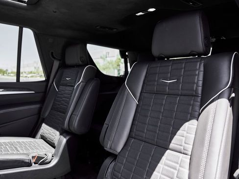 Used 2026 Cadillac Escalade V AWD/4WD image 51