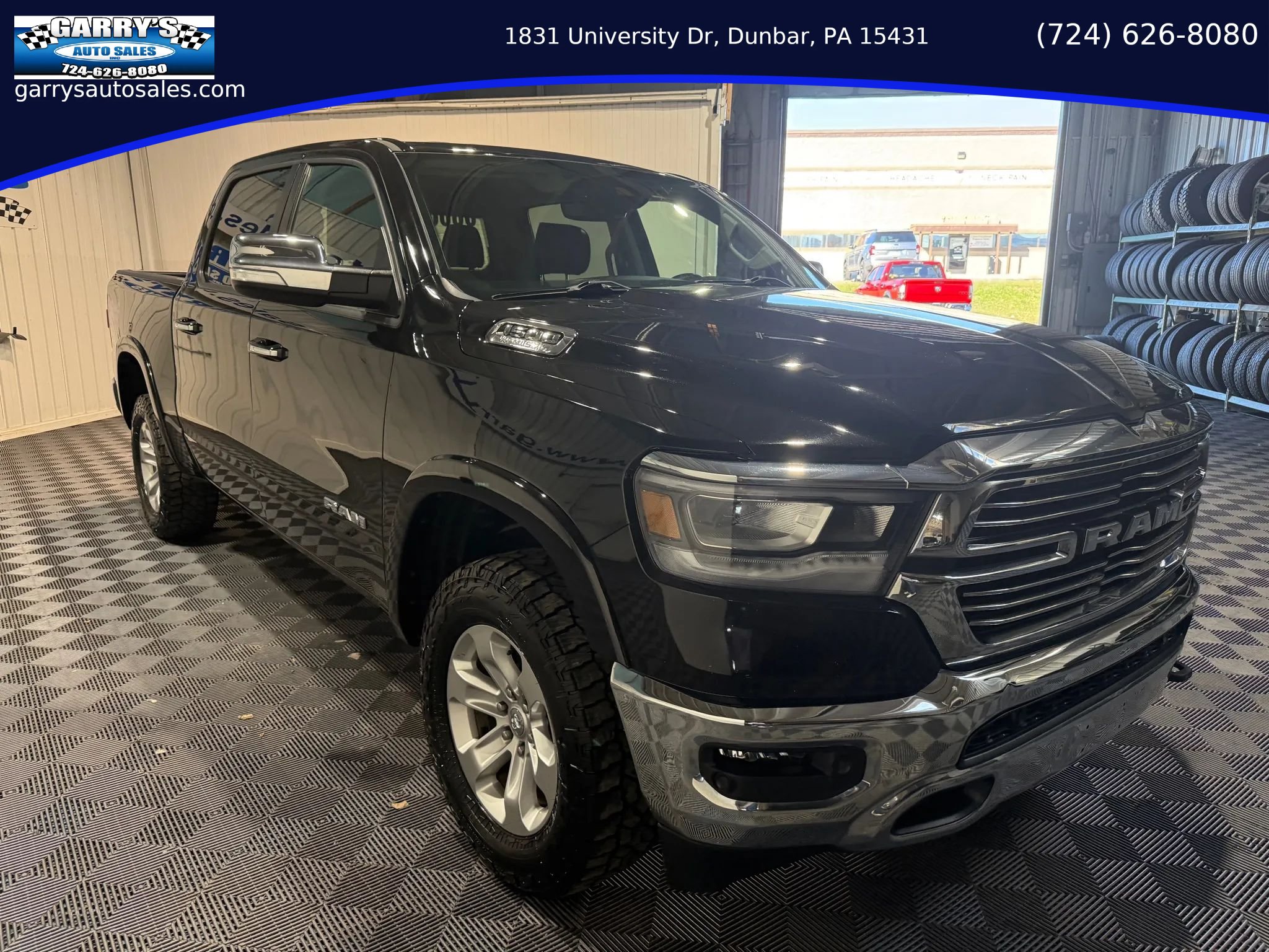 Used 2022 RAM 1500 Laramie AWD/4WD image 3