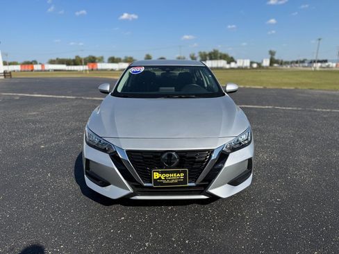 Used 2023 Nissan Sentra SV image 8
